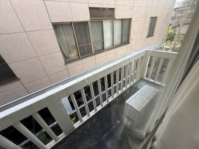 那覇市泊3丁目　６DKのバルコニー