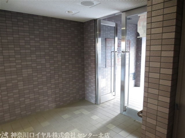 【ロビー】