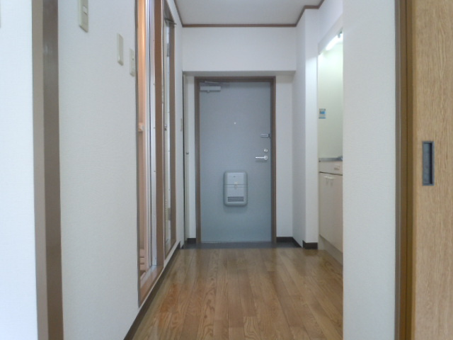 RIGEL岡町の居間・リビング
