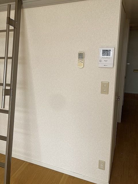 イノセント歯科大前の玄関