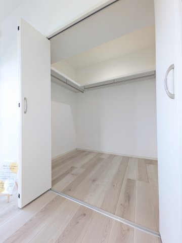 コモドヒル春日の収納
