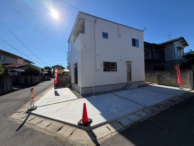 丸亀市土器町東　新築戸建４LDK　オール電化太陽光つきの前面道路含む現地写真