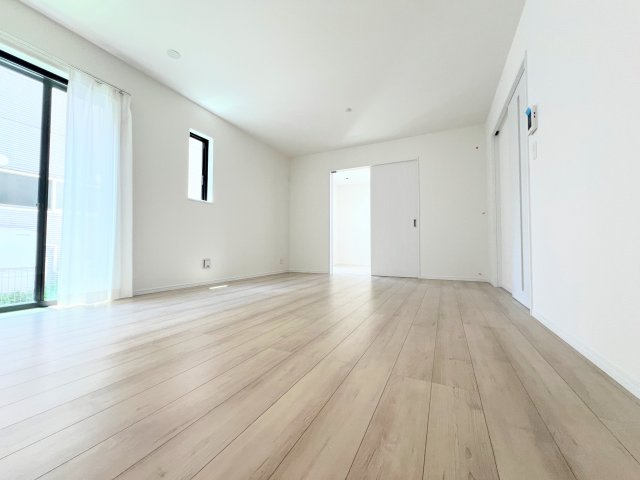 新築　武蔵村山市学園4丁目の居間・リビング
