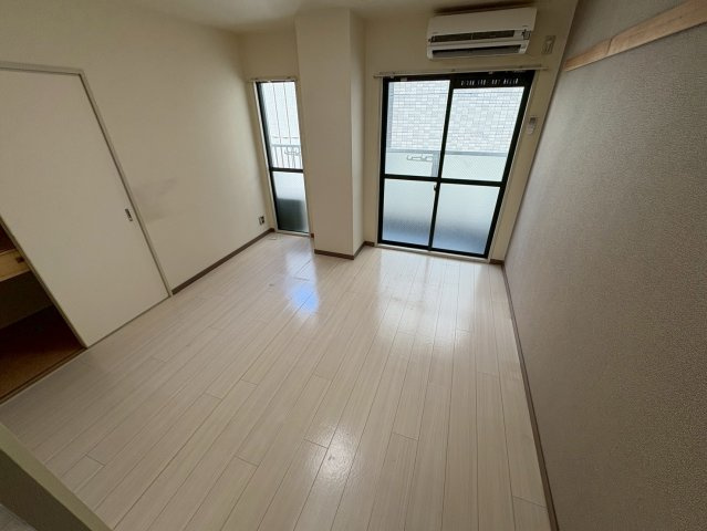 【寝室】 | アイワステーションビル6号館