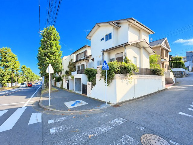 【周辺】 | ◆青葉区美しが丘3丁目　建築条件なし売地◆ | ◆住宅ローンのご相談や周辺環境のご案内も含め、ローンに詳しい、地元に詳しいスタッフがお出迎えさせていただきます。お気軽にご相談ください。