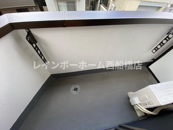 船橋市宮本８丁目の賃貸マンションのバルコニー