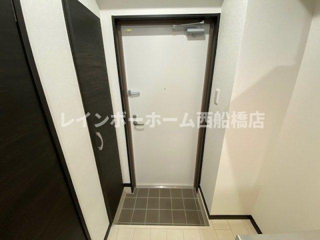 船橋市宮本８丁目の賃貸マンションの玄関