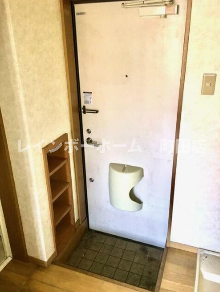 リバーハイツ※初期費用分割あと払いサービス利用可能物件の玄関