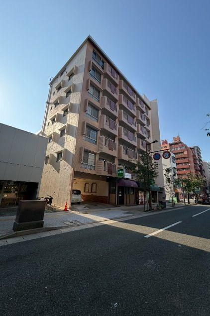 オリエンタル大濠の外観