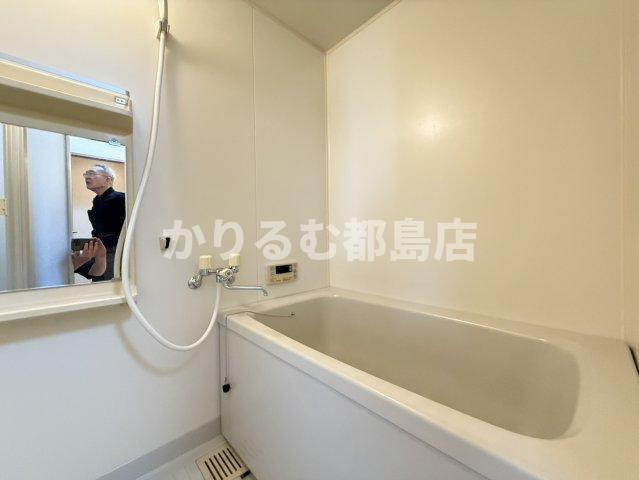 メゾン・ド・ソレイユの浴室