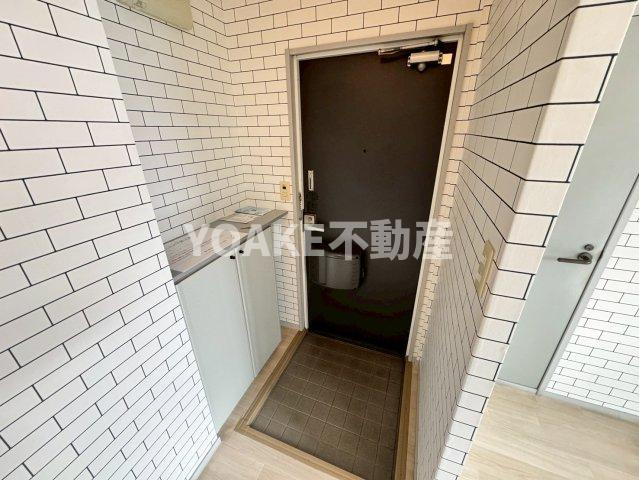 サンビレッジ綾瀬　Ｃ棟の玄関