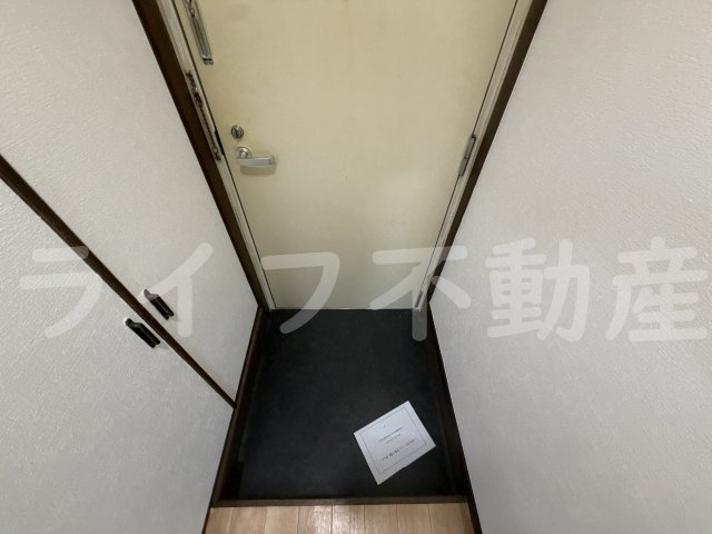 ピュアハイツナカザワの玄関