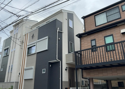 【外観】 | ガルボシティー座間市相武台４丁目３期１号棟 | 土地購入を検討されている場合、境界杭がない状態で購入してしまうと境界確定測量をする必要があり、費用がかかります。購入の前に、売主、隣土地所有者立ち合いのもと境界を確定し境界杭を設置するのがベストです。