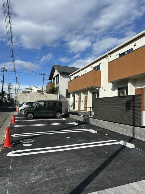 グリーンパーク南光台東の駐車場