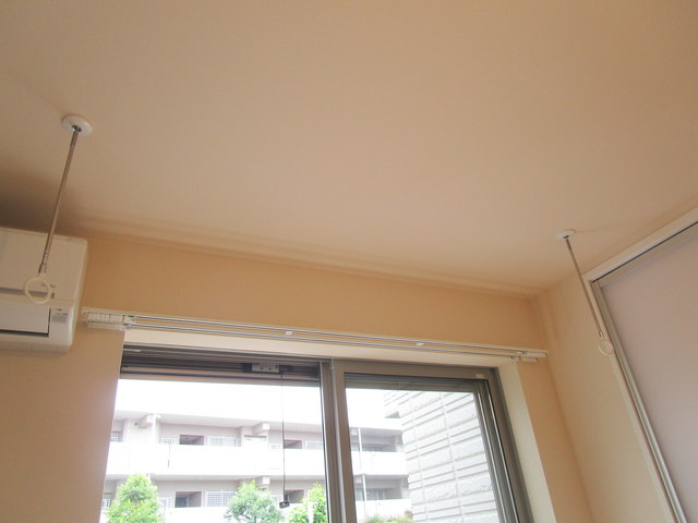 スーベニール八千代の設備|★物干しフック★別部屋参考写真