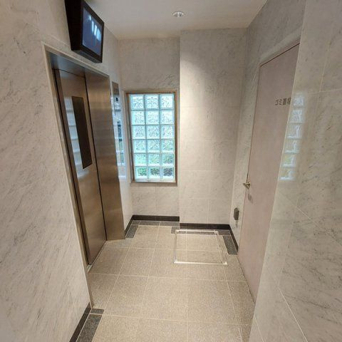 高円寺KYテラスのロビー