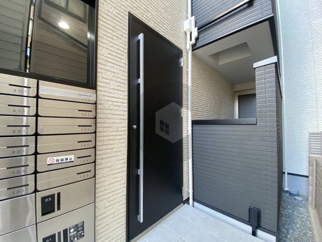F asecia Kosakaのエントランス