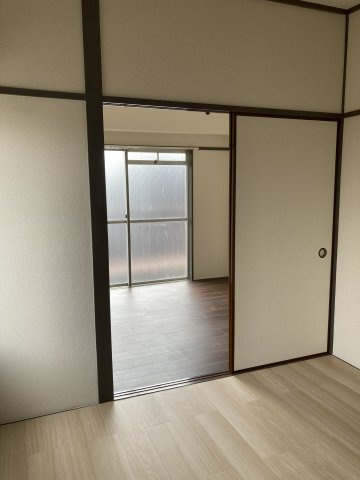 コーポたけうちの居間・リビング