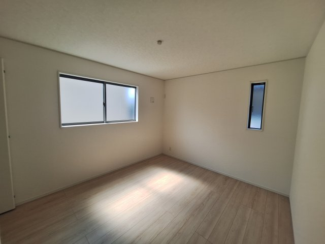 クレイドルガーデン高崎市吉井町下長根第3の洋室|現地撮影