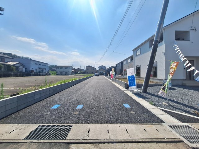 クレイドルガーデン高崎市吉井町下長根第3の前面道路含む現地写真|現地撮影