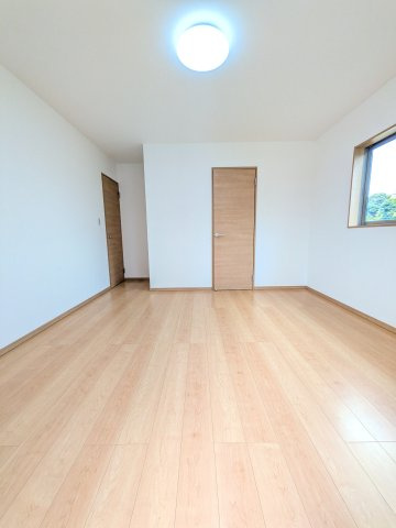 春日市小倉２丁目の中古一戸建の洋室|洋室8.5帖