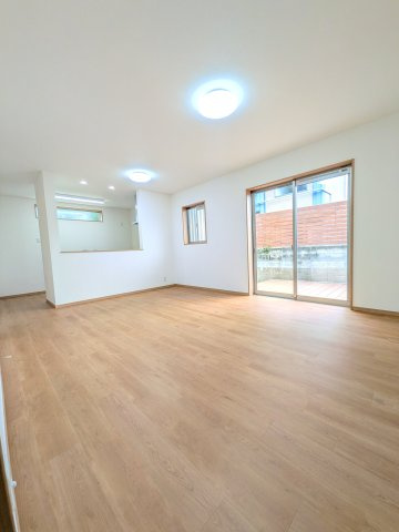 春日市小倉２丁目の中古一戸建の居間・リビング