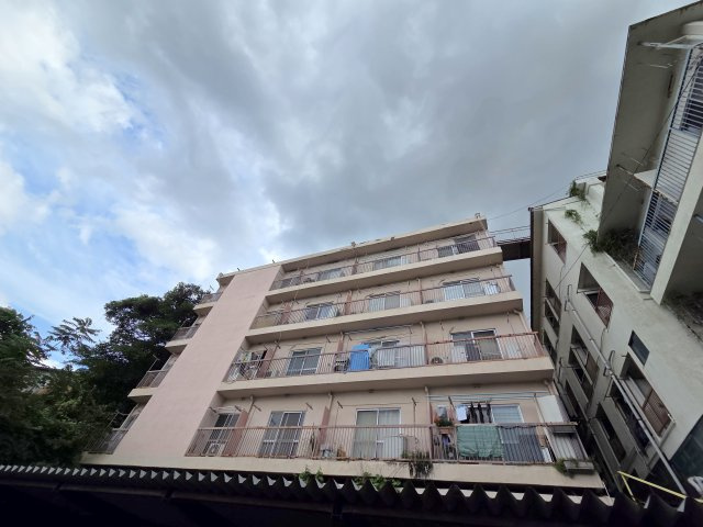 生駒市仲之町の賃貸マンション