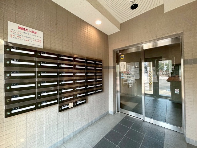 ベスト伊勢佐木町のエントランス