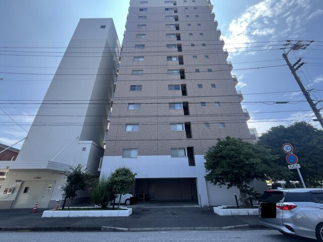 ポレスター潮新町の外観