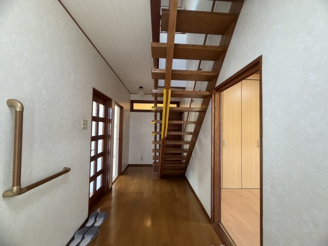 垂水区桃山台3丁目戸建の内装