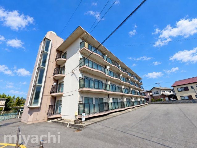光マンションの外観