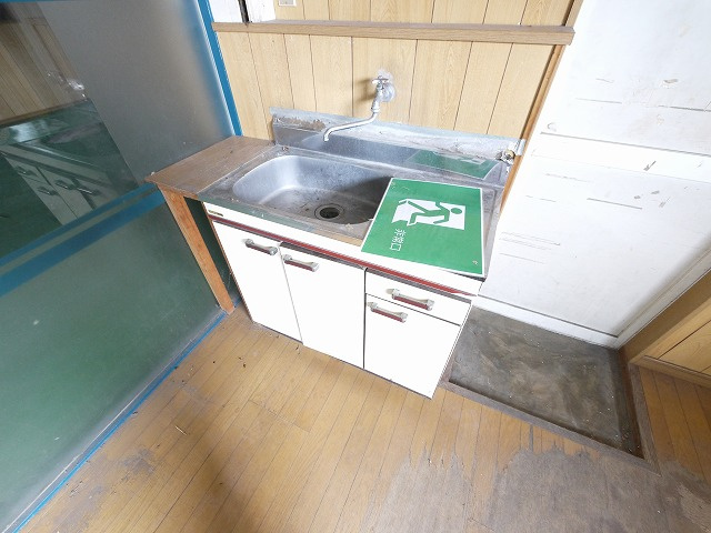 大福貸倉庫のキッチン