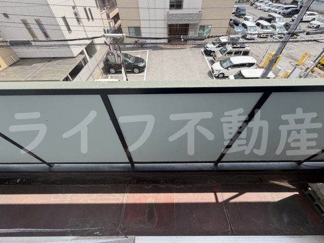 メゾンしずかのバルコニー