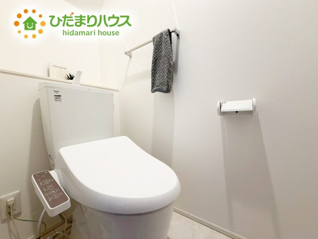 いわき市内郷御台境町新町前　建売住宅のトイレ|温水洗浄便座なら、年中温かいので、安心して座ることができます。さらに、身体が冷えることもないため、便座カバーを付ける必要もありません。