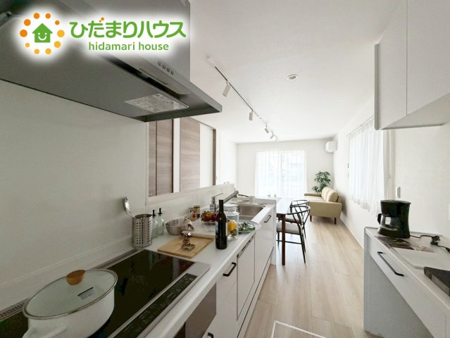 いわき市内郷御台境町新町前　建売住宅のキッチン|料理をしながらでも、ご家族との会話を楽しめる対面式キッチン♪