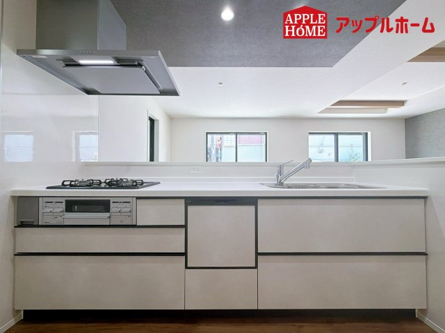 さいたま市栄和9期のその他|キッチンの収納も充実☆食洗器完備で家事も楽々♪生活の質が向上すること間違いなしの充実設備です。