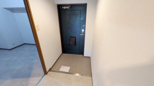 【玄関】