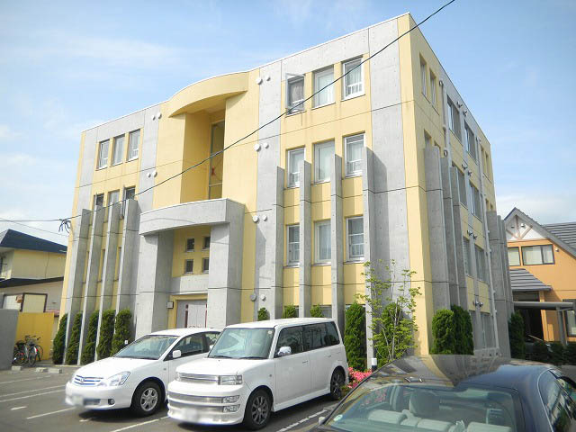 ペラッツィ美原Ｂ館