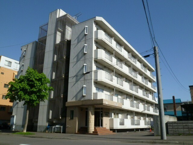 インペリアルワタナベ