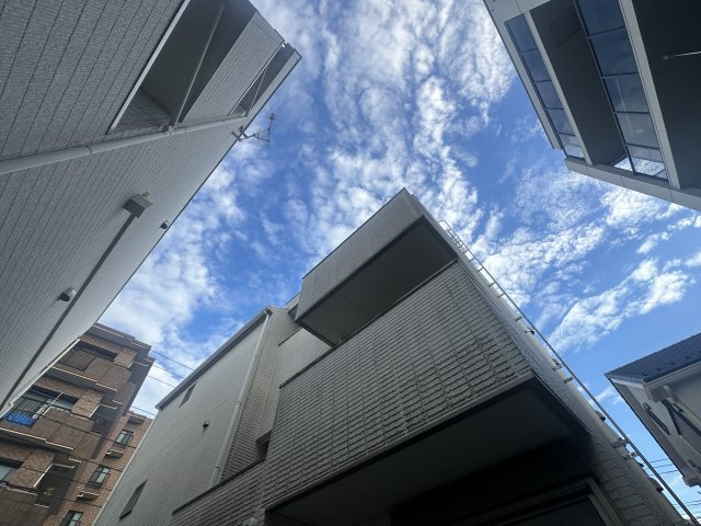 狛江市岩戸北４丁目のアパートの外観
