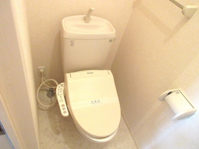 ニュー　エクセルのトイレ