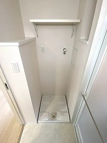 エステムプラザ神戸西Ⅴミラージュの玄関