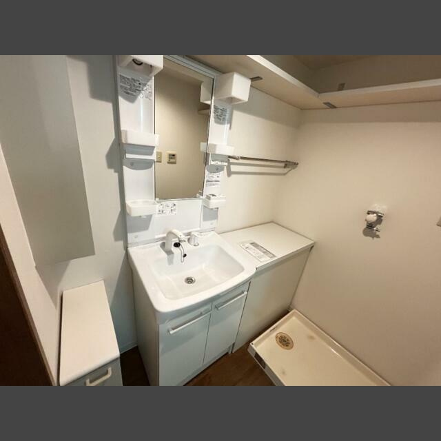 ルボアール芦屋の洗面所