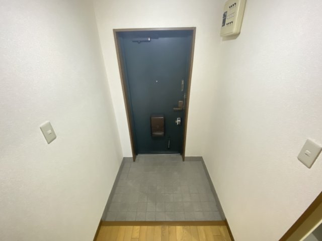 アミューズメントⅠ番館の玄関