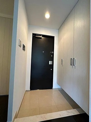 ジークレフ新神戸タワーの玄関