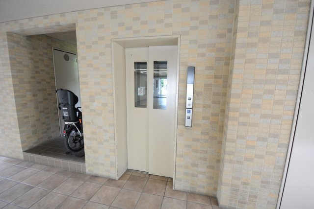 西宮市甲子園四番町の賃貸マンションのその他共用部分