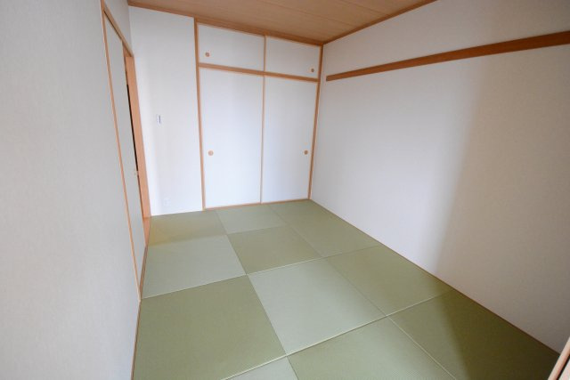 西宮市甲子園四番町の賃貸マンションの居間・リビング