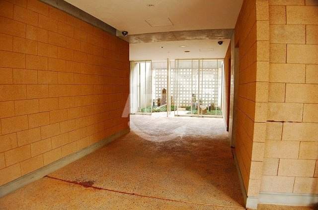 アーバネックス北堀江　堀江小学校区のエントランス|アーバネックス北堀江　エントランス