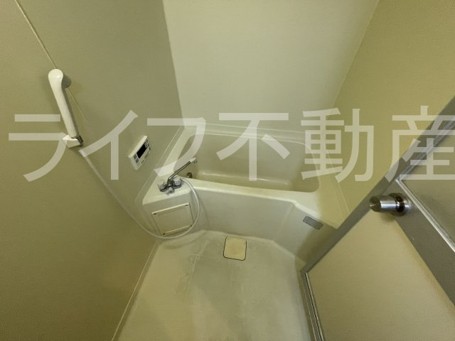 比枝コーポラス上町IIの浴室|お風呂です