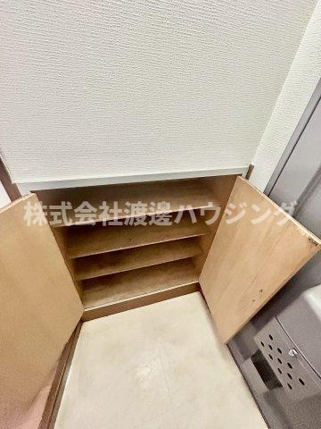 成晃マンションの収納|玄関収納